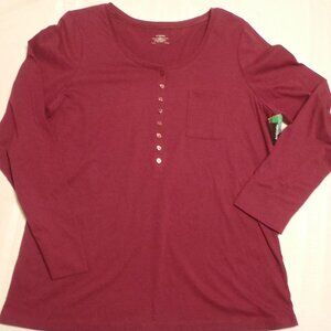 Ambrielle Small or Medium Berry Crush color Pocket Shirt NWT, Upper Button.